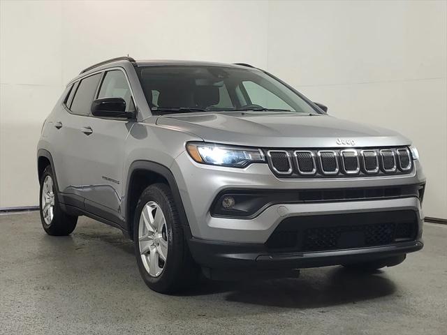 2022 Jeep Compass Latitude FWD