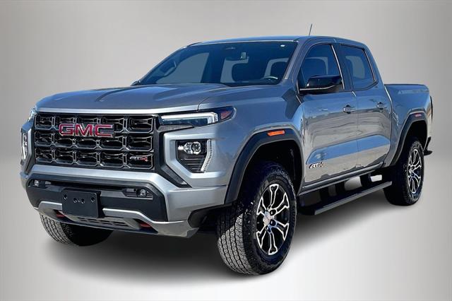 2025 GMC Canyon 4WD AT4