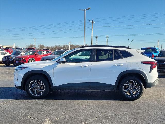 2025 Chevrolet Trax FWD LT