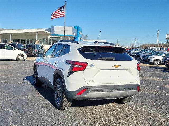 2025 Chevrolet Trax FWD LT