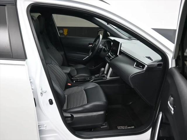 2023 Toyota Corolla Cross Hybrid XSE