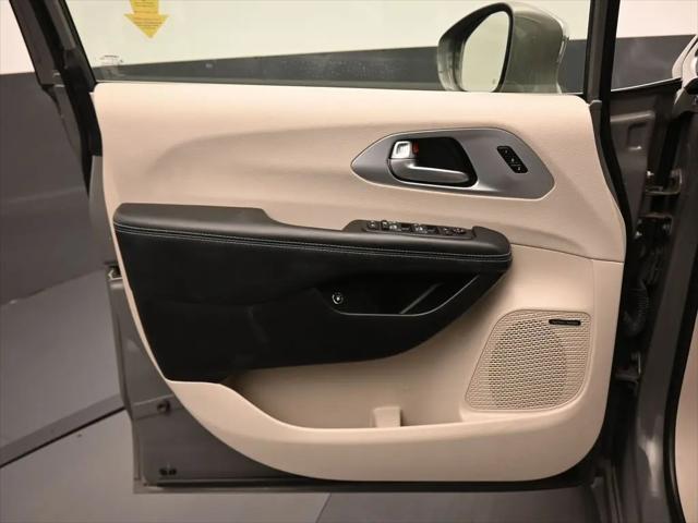 2020 Chrysler Pacifica Hybrid Limited