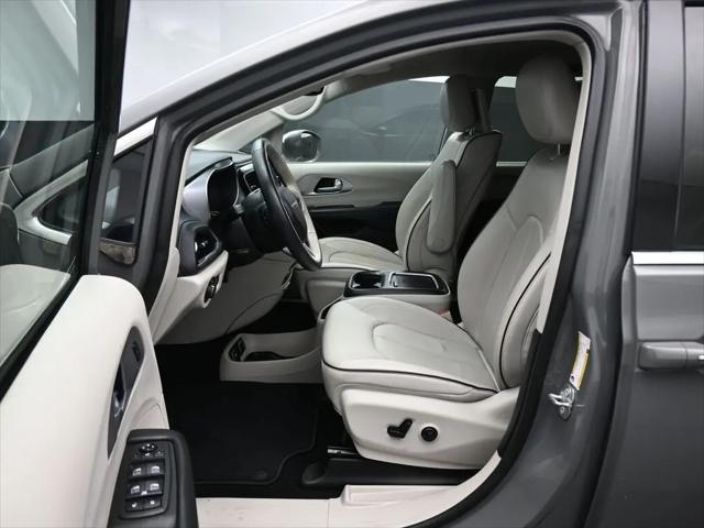 2020 Chrysler Pacifica Hybrid Limited