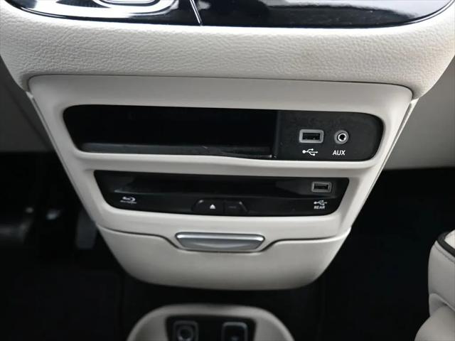 2020 Chrysler Pacifica Hybrid Limited