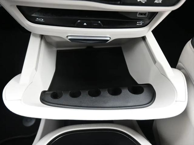 2020 Chrysler Pacifica Hybrid Limited