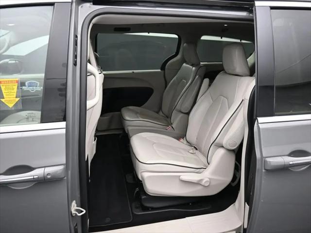2020 Chrysler Pacifica Hybrid Limited