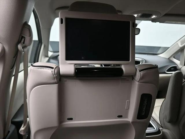 2020 Chrysler Pacifica Hybrid Limited
