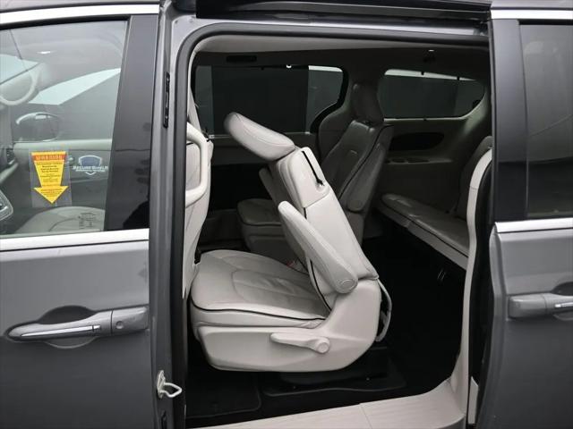 2020 Chrysler Pacifica Hybrid Limited