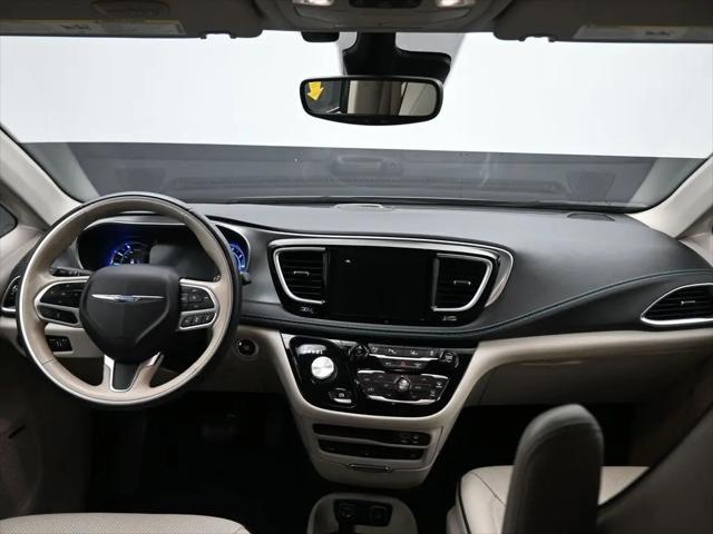 2020 Chrysler Pacifica Hybrid Limited