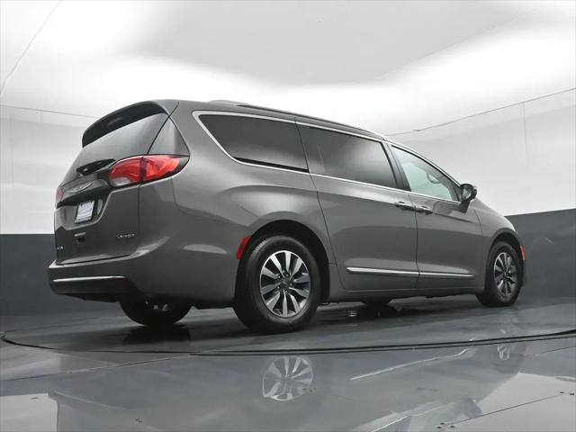 2020 Chrysler Pacifica Hybrid Limited