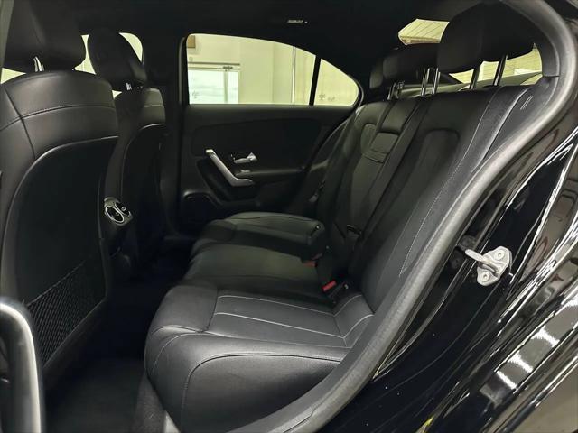 2020 Mercedes-Benz A 220 A 220