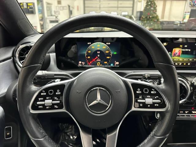2020 Mercedes-Benz A 220 A 220