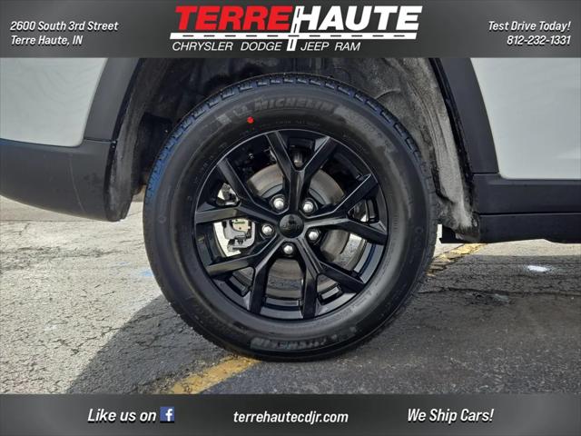 2026 Jeep Grand Cherokee Altitude 4x4
