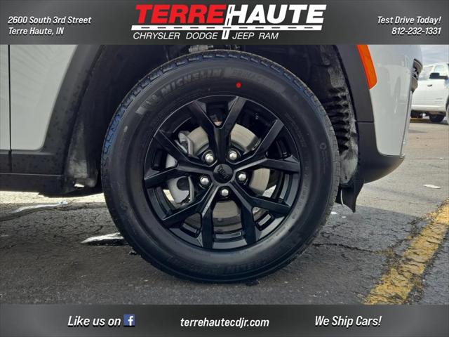 2026 Jeep Grand Cherokee Altitude 4x4