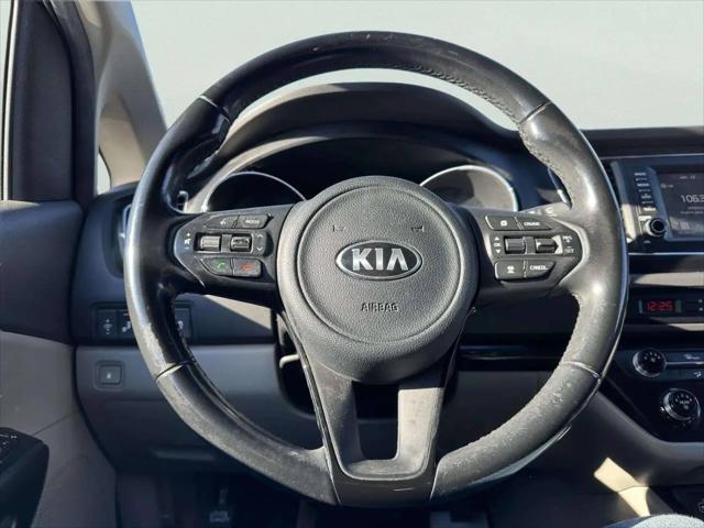 2017 Kia Sedona LX
