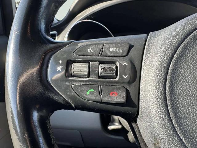 2017 Kia Sedona LX