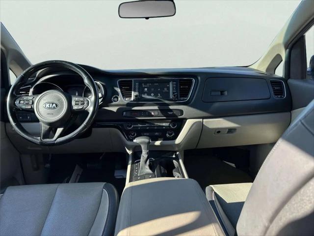 2017 Kia Sedona LX