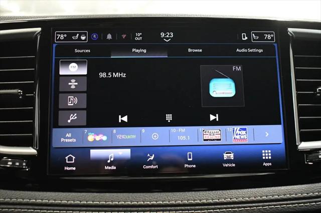 2026 Chrysler Pacifica Select AWD