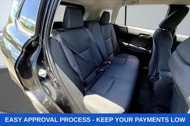 2024 Toyota Corolla Cross LE