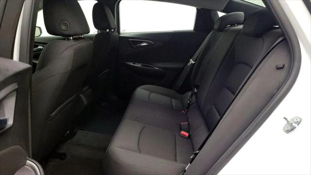 2022 Chevrolet Malibu FWD 1FL