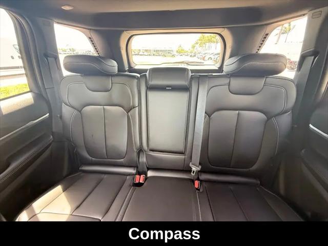 2026 Jeep Grand Cherokee Limited 4x2