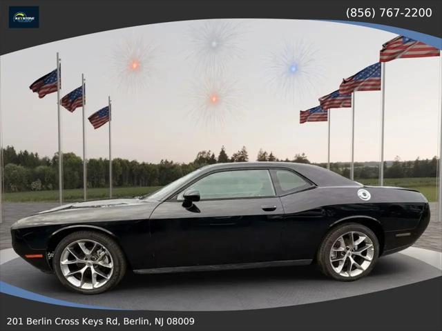 2015 Dodge Challenger SXT