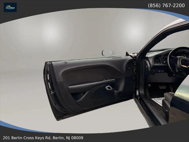 2015 Dodge Challenger SXT