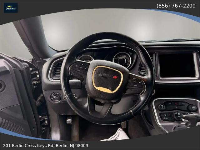 2015 Dodge Challenger SXT