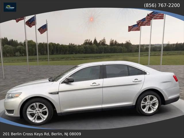 2016 Ford Taurus SE