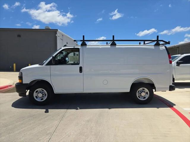 2025 Chevrolet Express Cargo Van RWD 2500 Regular Wheelbase WT