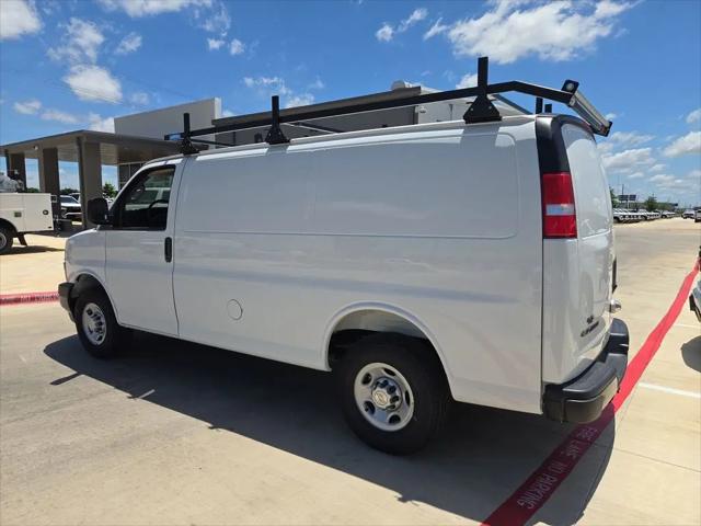 2025 Chevrolet Express Cargo Van RWD 2500 Regular Wheelbase WT