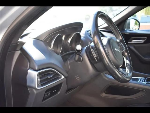 2019 Jaguar F-PACE 25t Premium