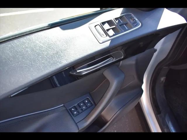 2019 Jaguar F-PACE 25t Premium