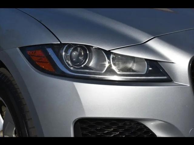 2019 Jaguar F-PACE 25t Premium