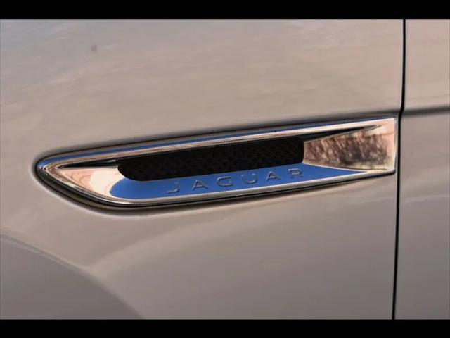 2019 Jaguar F-PACE 25t Premium