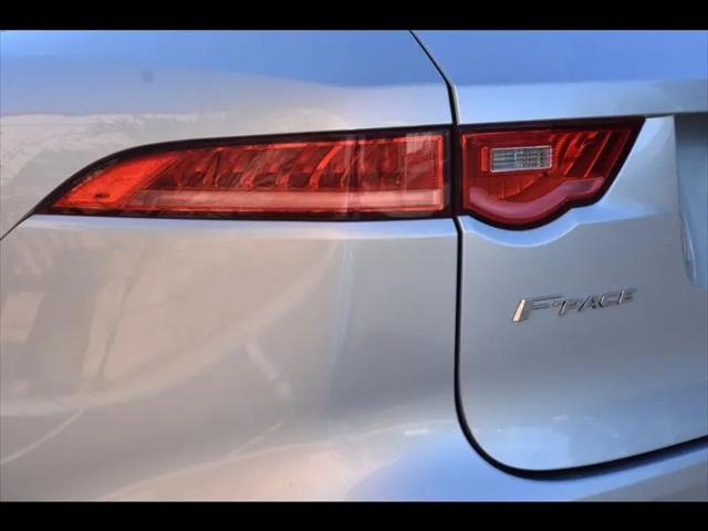 2019 Jaguar F-PACE 25t Premium