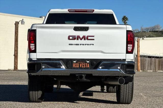 2024 GMC Sierra 2500HD 4WD Crew Cab Standard Bed Pro