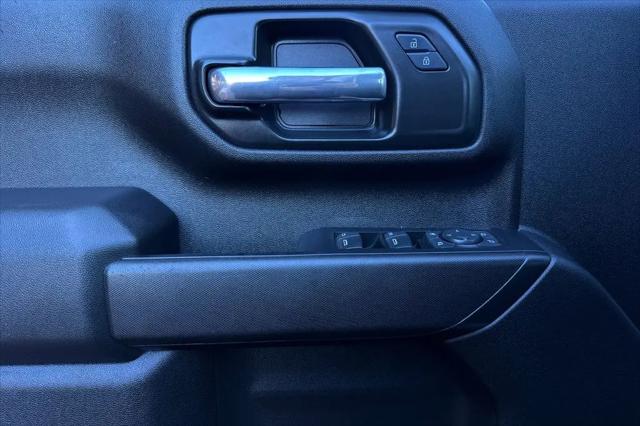 2024 GMC Sierra 2500HD 4WD Crew Cab Standard Bed Pro