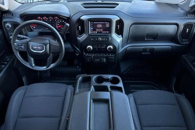 2024 GMC Sierra 2500HD 4WD Crew Cab Standard Bed Pro