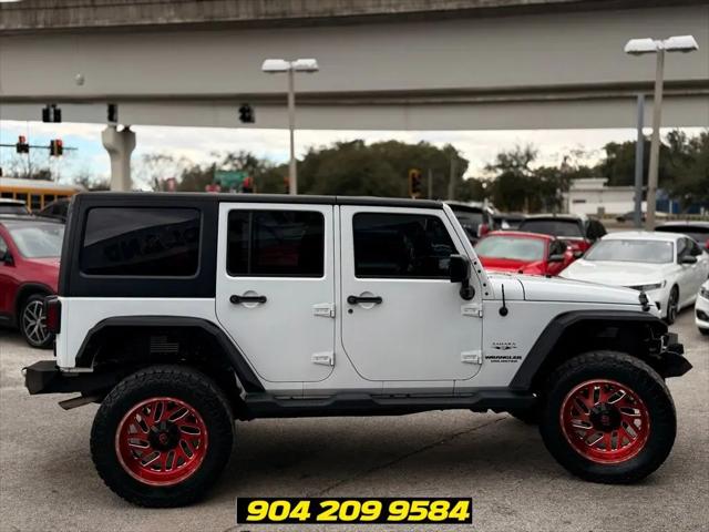 2017 Jeep Wrangler Unlimited Sahara 4x4