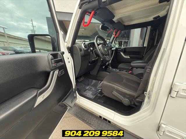 2017 Jeep Wrangler Unlimited Sahara 4x4