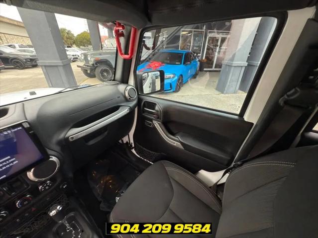 2017 Jeep Wrangler Unlimited Sahara 4x4