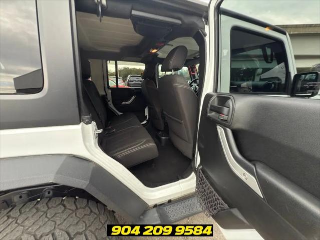 2017 Jeep Wrangler Unlimited Sahara 4x4