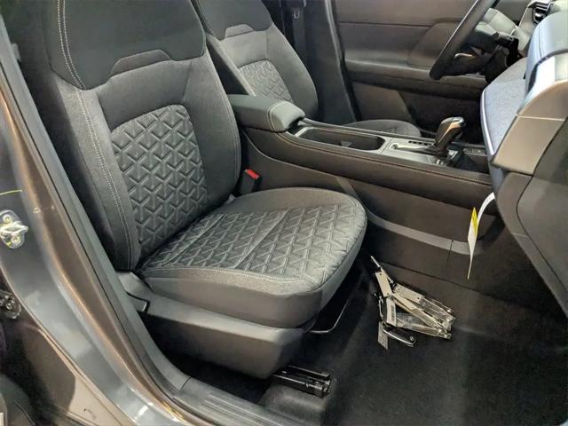 2025 Nissan Kicks SV Intelligent AWD