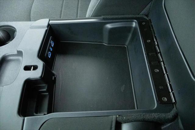 2024 Ram 1500 Classic Warlock Crew Cab 4x2 5'7" Box