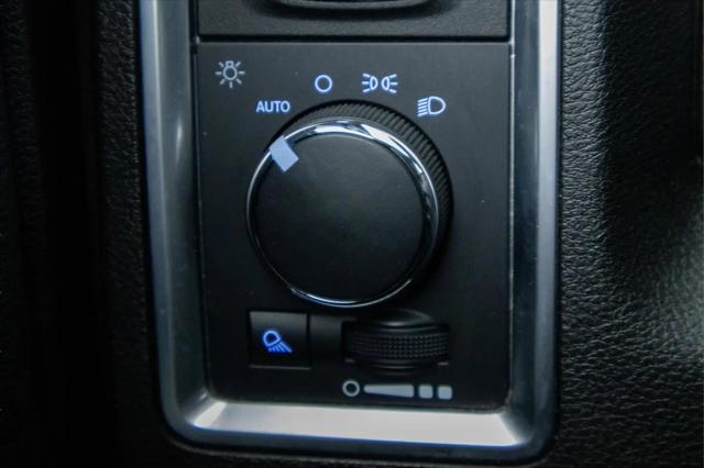 2024 Ram 1500 Classic Warlock Crew Cab 4x2 5'7" Box