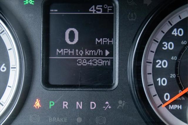 2024 Ram 1500 Classic Warlock Crew Cab 4x2 5'7" Box