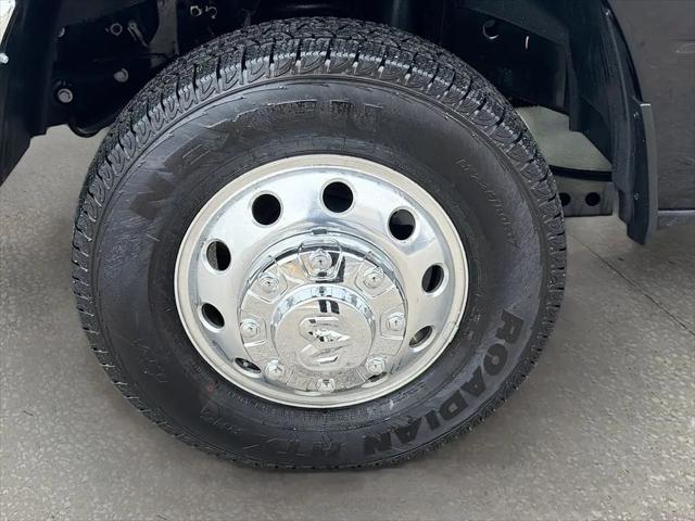 2026 Ram 3500 Laramie Crew Cab 4x4 8' Box