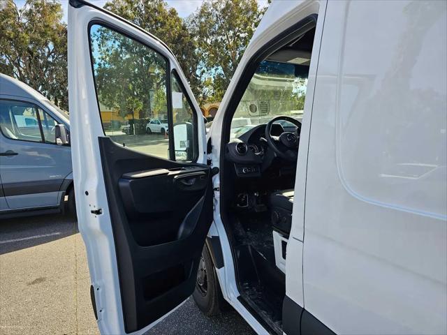 2026 Mercedes-Benz Sprinter 2500 Standard Roof 4-Cyl Diesel
