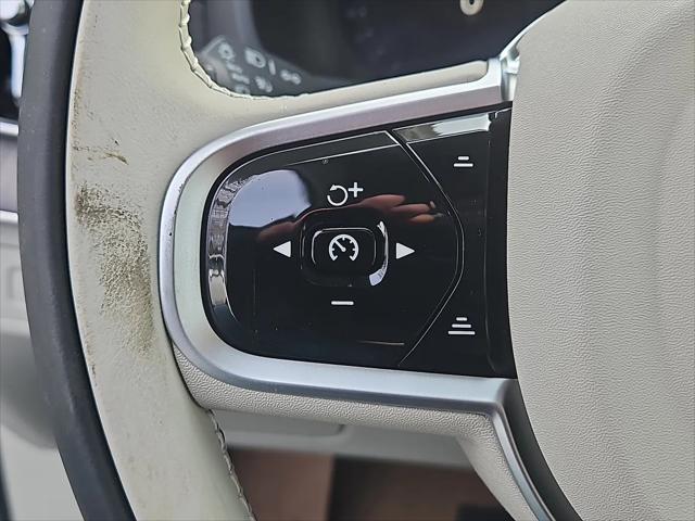 2026 Volvo XC90 Plug-In Hybrid Ultra, T8 AWD, Electric/Gasoline, Bright, 7 Seats
